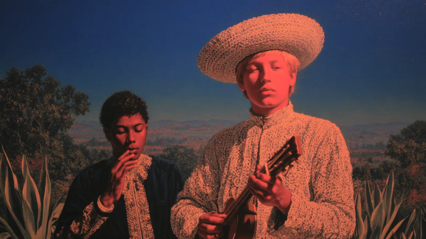 Pintura de dos hombres al atardecer, uno con sombrero de paja tocando una guitarra pequeña y otro cantando a su lado, con plantas de agave y un paisaje montañoso de fondo, iluminados por una luz rosada.